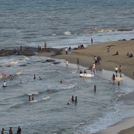 Sea La Vie Covelong Beach Resort Kelambākkam Eksteriør billede