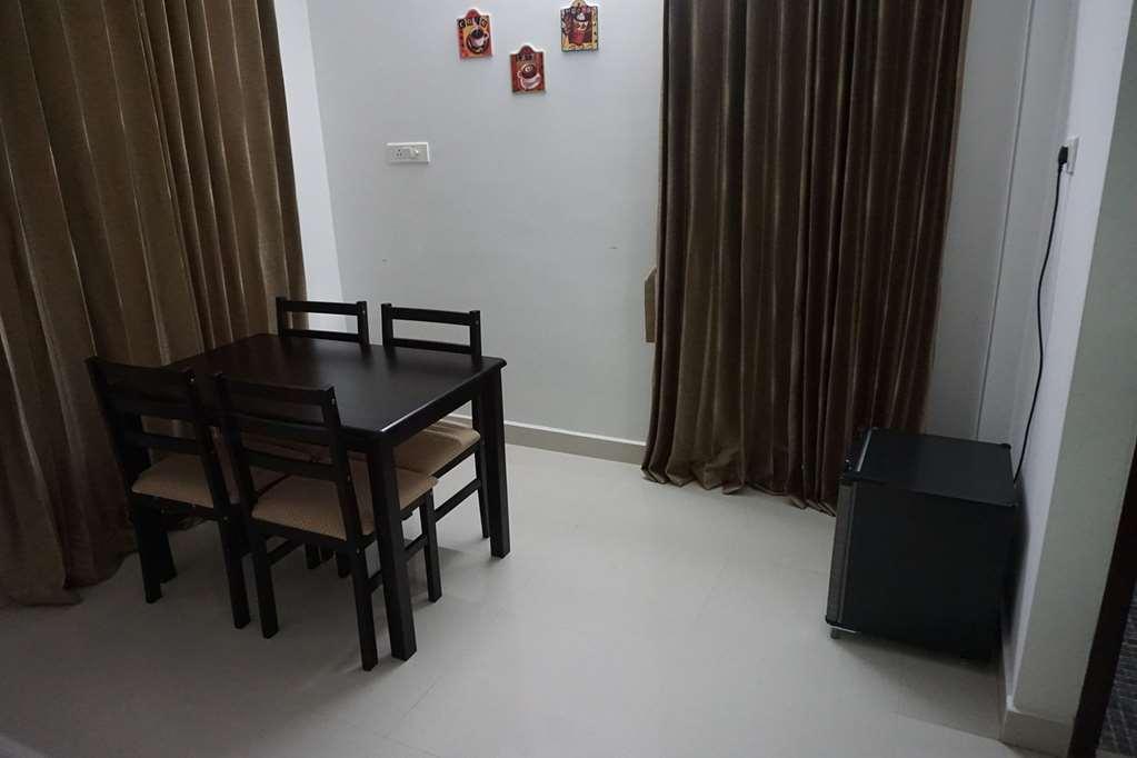Sea La Vie Covelong Beach Resort Kelambākkam Værelse billede
